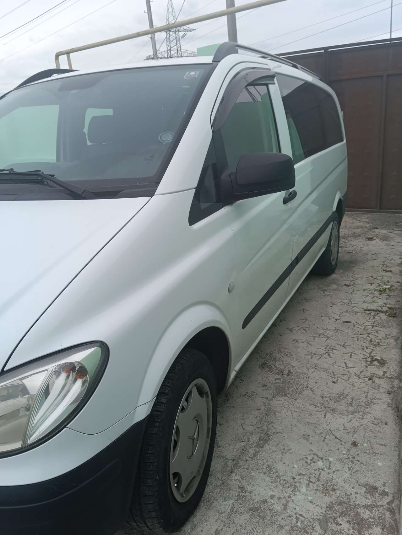 Mercedes Vito 111, 2009 il, 2.2 L, 270 000 km