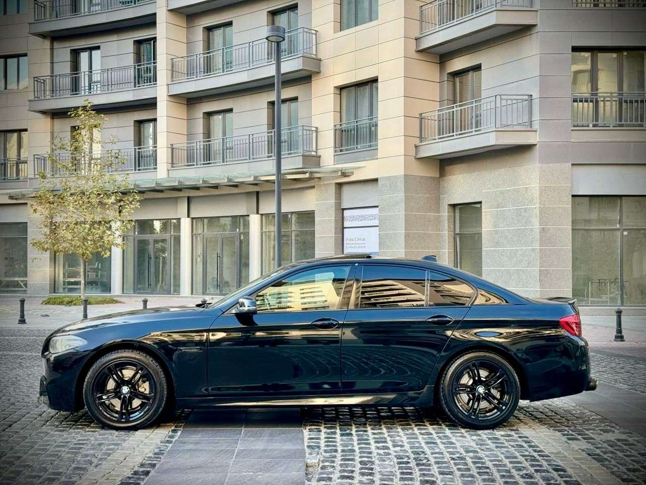 BMW 528, 2015 il, 2.0 L, 172 000 km