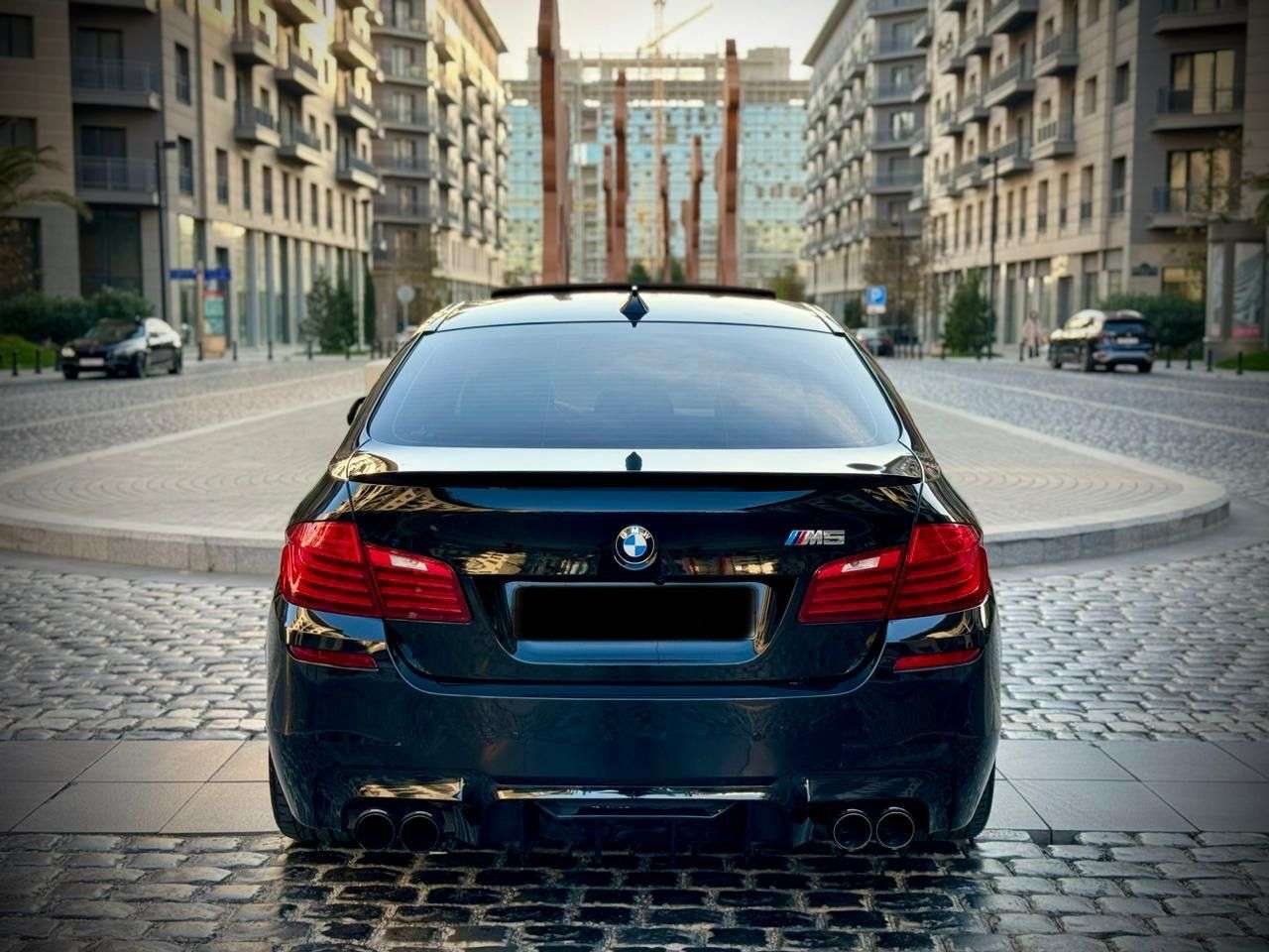 BMW 528, 2015 il, 2.0 L, 172 000 km