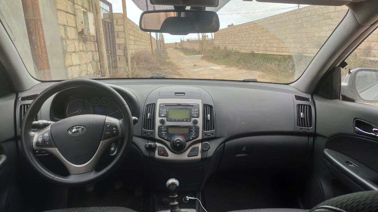 Hyundai i30, 2007 il, 2.0 L, 198 000 km