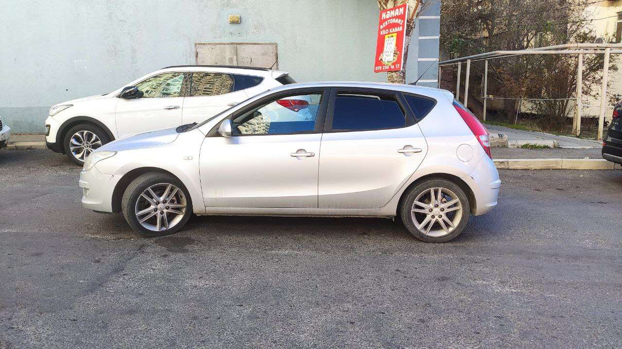 Hyundai i30, 2007 il, 2.0 L, 198 000 km