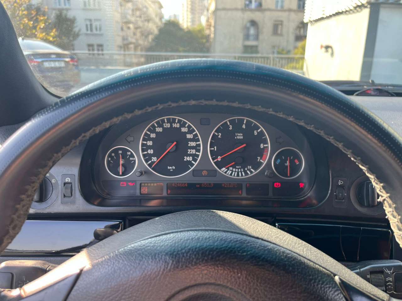 BMW 528, 1998 il, 2.8 L, 424 664 km