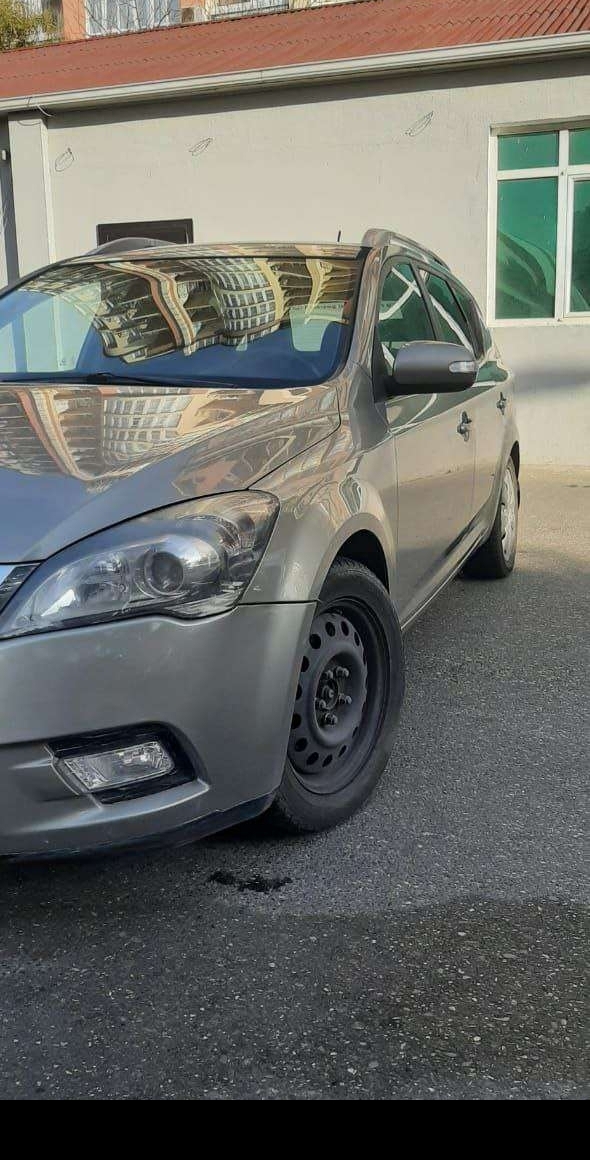 Kia Cee d, 2010 il, 1.6 L, 253 000 km