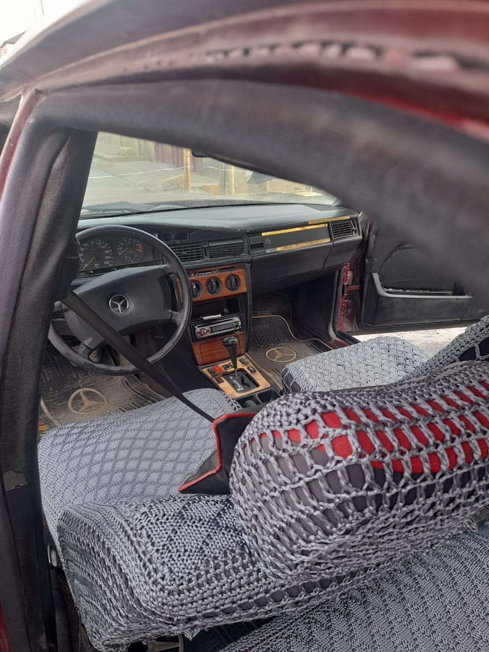 Mercedes 190, 1991 il, 0.15 L, 338 357 km