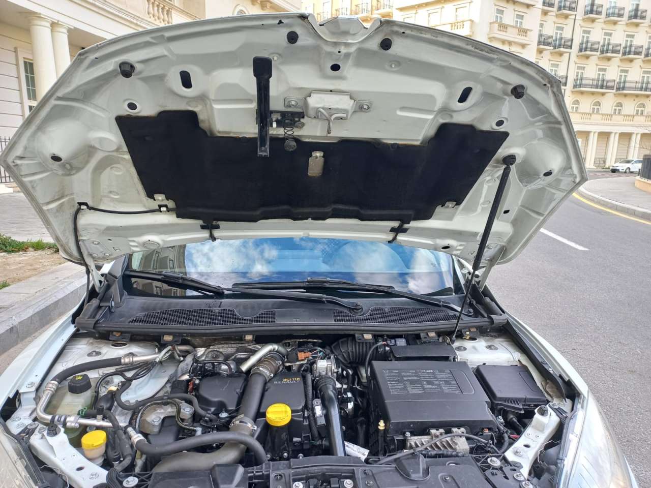 Renault Megane, 2013 il, 1.5 L, 280 000 km