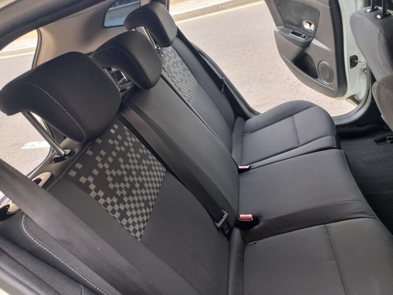 Renault Megane, 2013 il, 1.5 L, 280 000 km