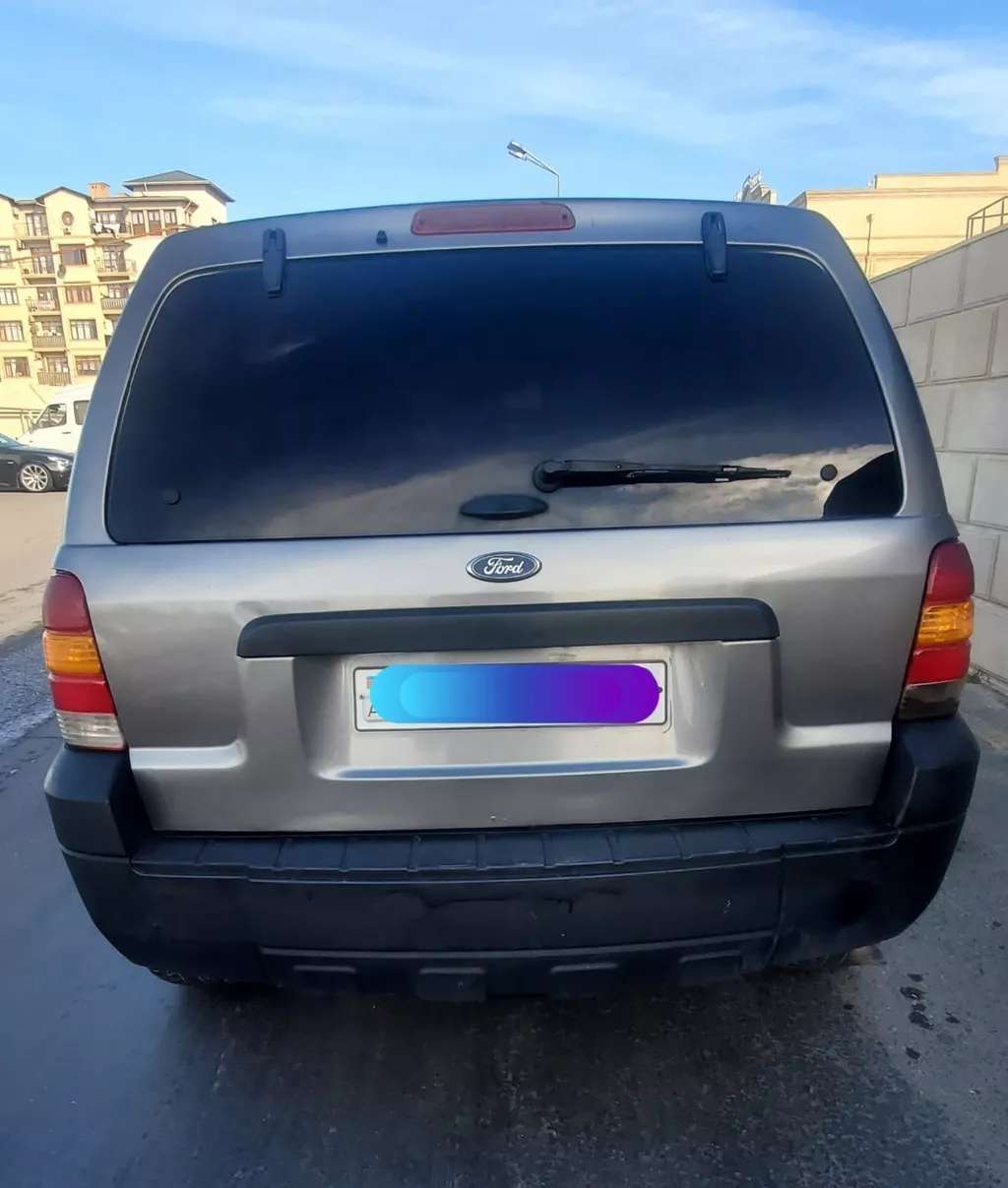Ford Escape, 2005 il, 2.3 L, 298 000 km