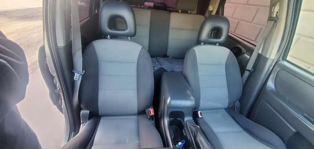 Ford Escape, 2005 il, 2.3 L, 298 000 km