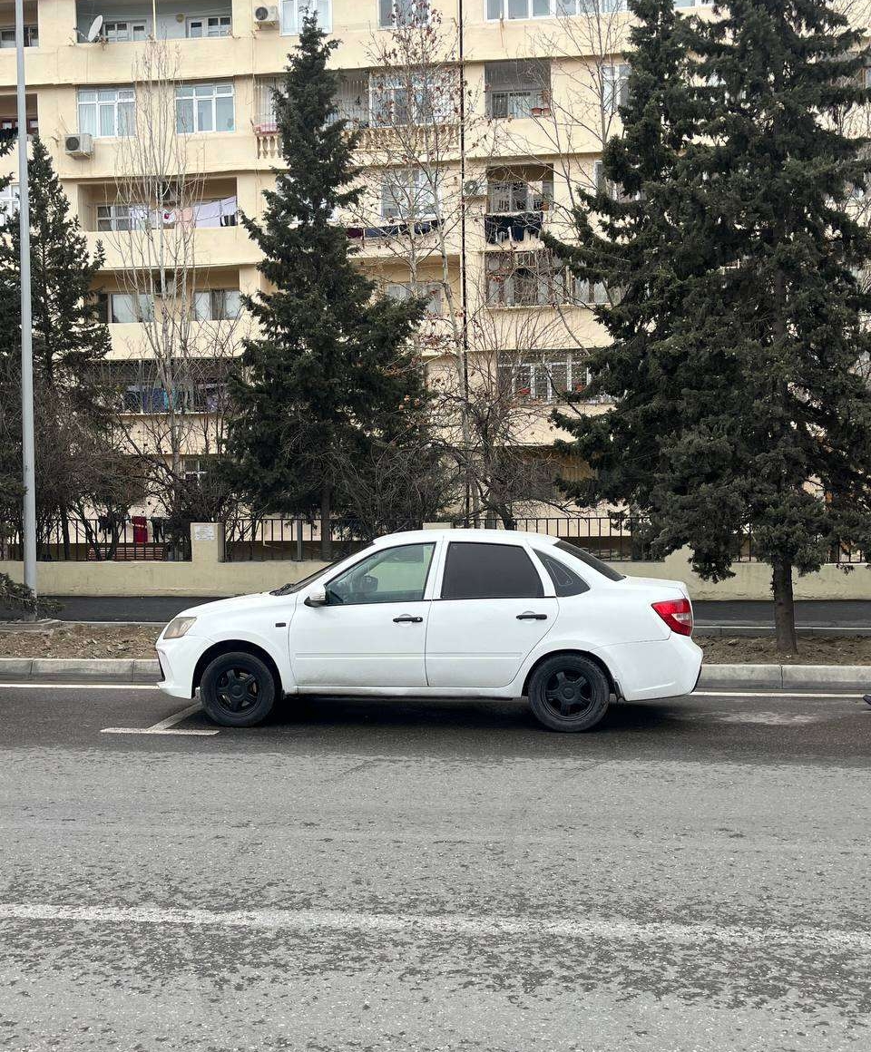 LADA (VAZ) Granta, 2013 il, 1.6 L, 235 000 km