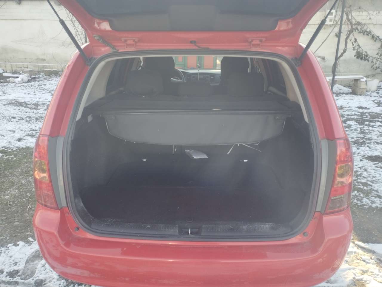 Toyota Corolla, 2006 il, 1.4 L, 183 000 km