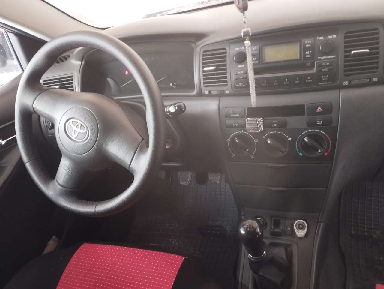 Toyota Corolla, 2006 il, 1.4 L, 183 000 km