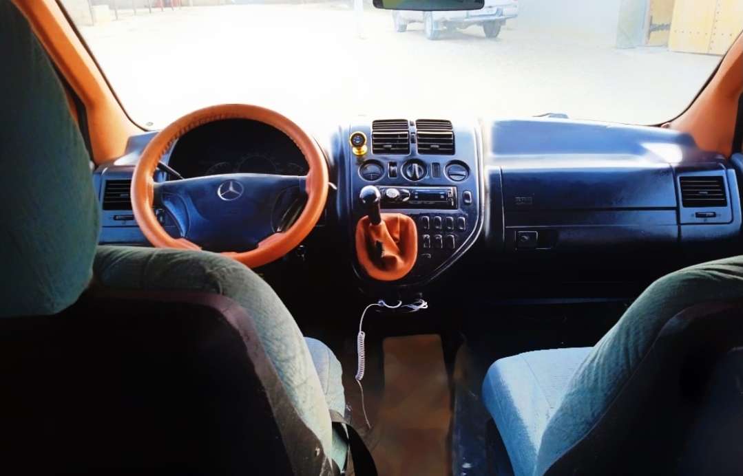 Mercedes Vito, 2003 il, 2.2 L, 300 km