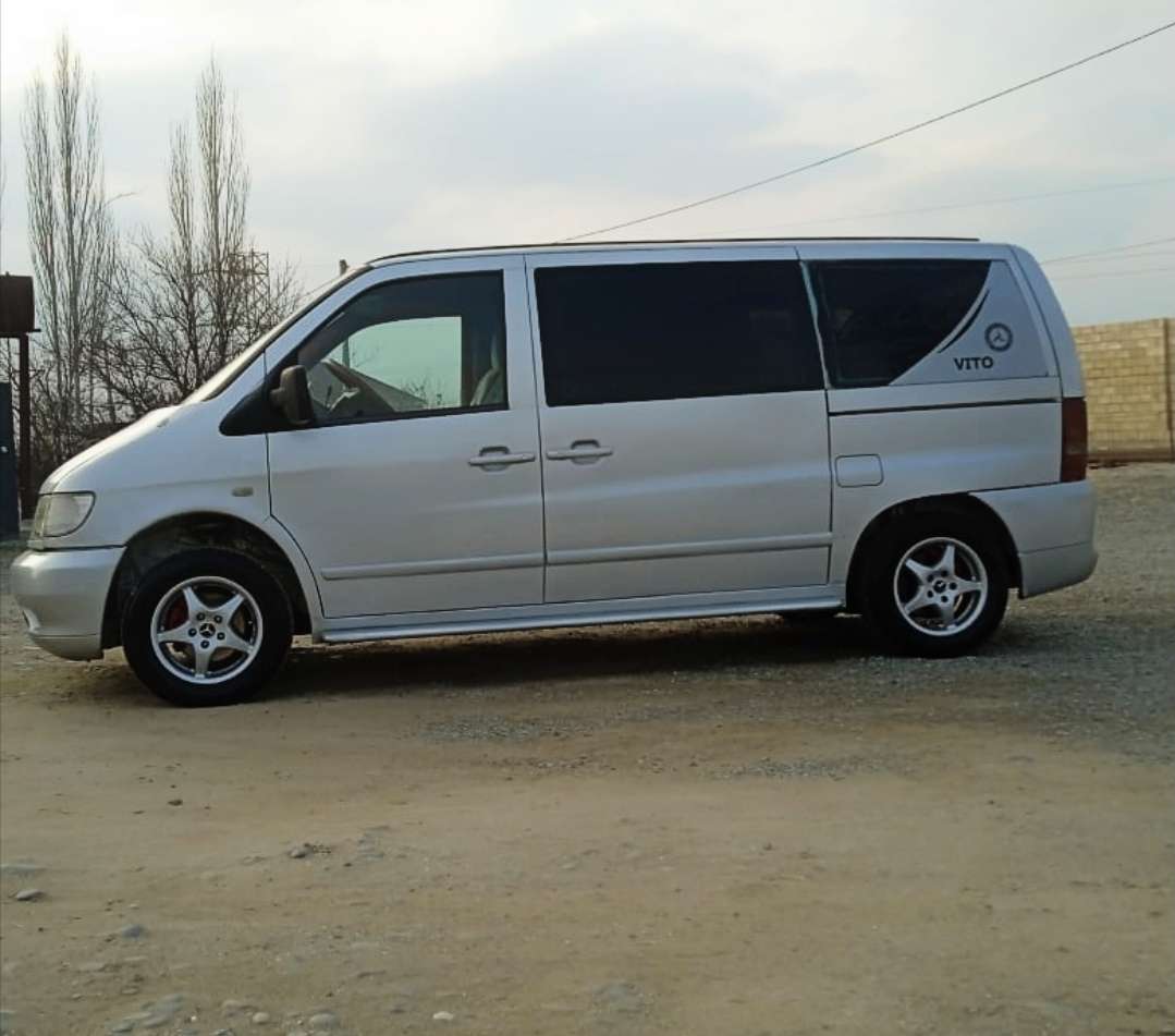Mercedes Vito, 2003 il, 2.2 L, 300 km