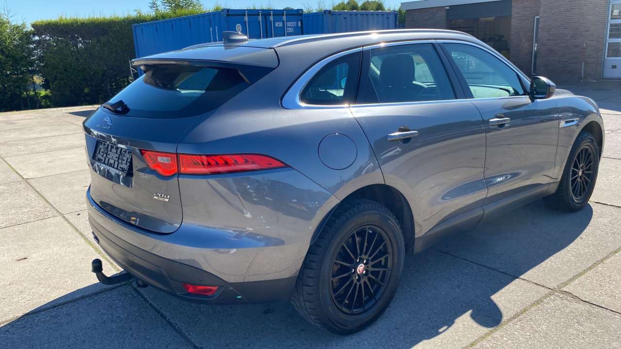 Jaguar F-Pace, 2018 il, 2.0 L, 195 000 km