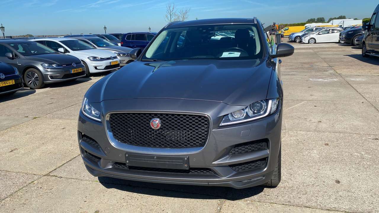 Jaguar F-Pace, 2018 il, 2.0 L, 195 000 km