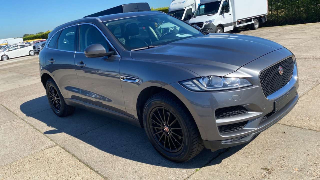 Jaguar F-Pace, 2018 il, 2.0 L, 195 000 km