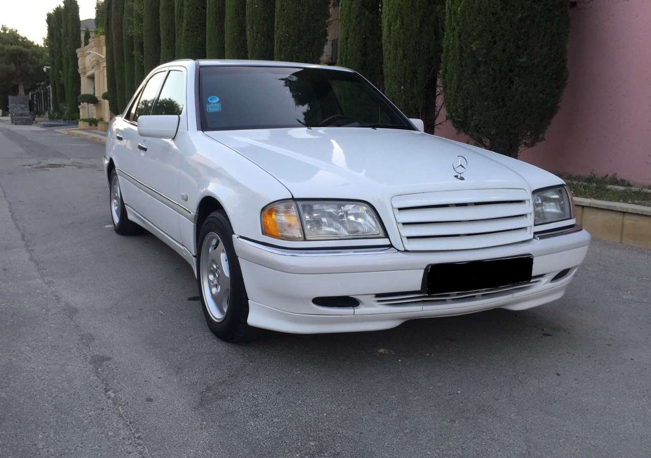 Mercedes C 240, 2000 il, 2.4 L, 248 926 km