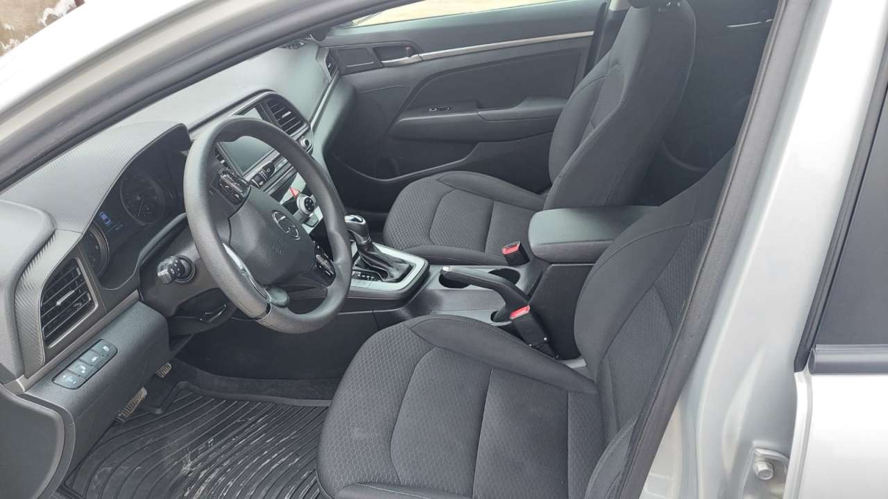 Hyundai Elantra, 2018 il, 2.0 L, 150 000 km