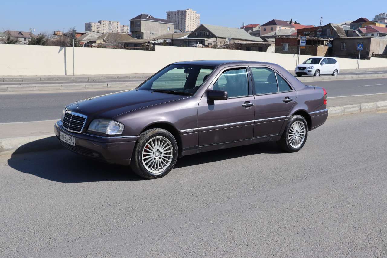 Mercedes C 280, 1994 il, 2.8 L, 650 000 km