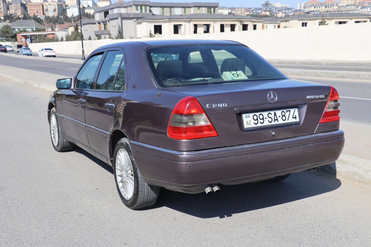 Mercedes C 280, 1994 il, 2.8 L, 650 000 km