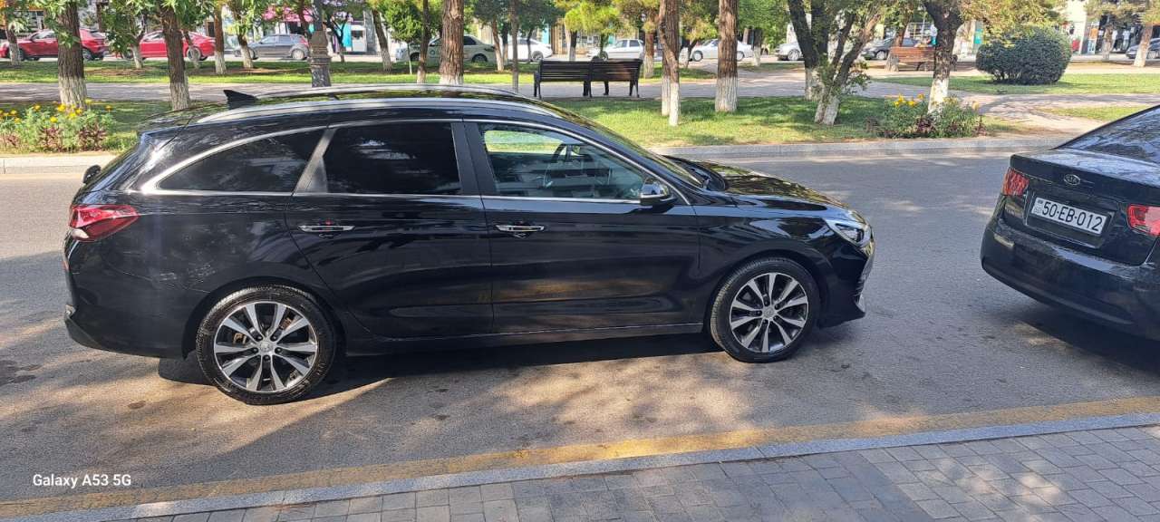 Hyundai i30, 2019 il, 1.6 L, 208 000 km