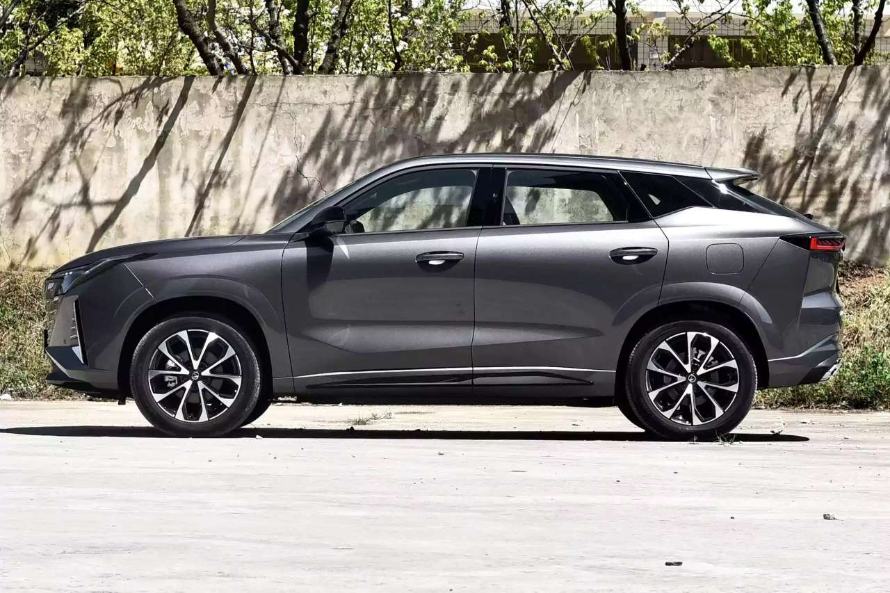 Changan Uni-T, 2024 il, 1.5 L, 0 km