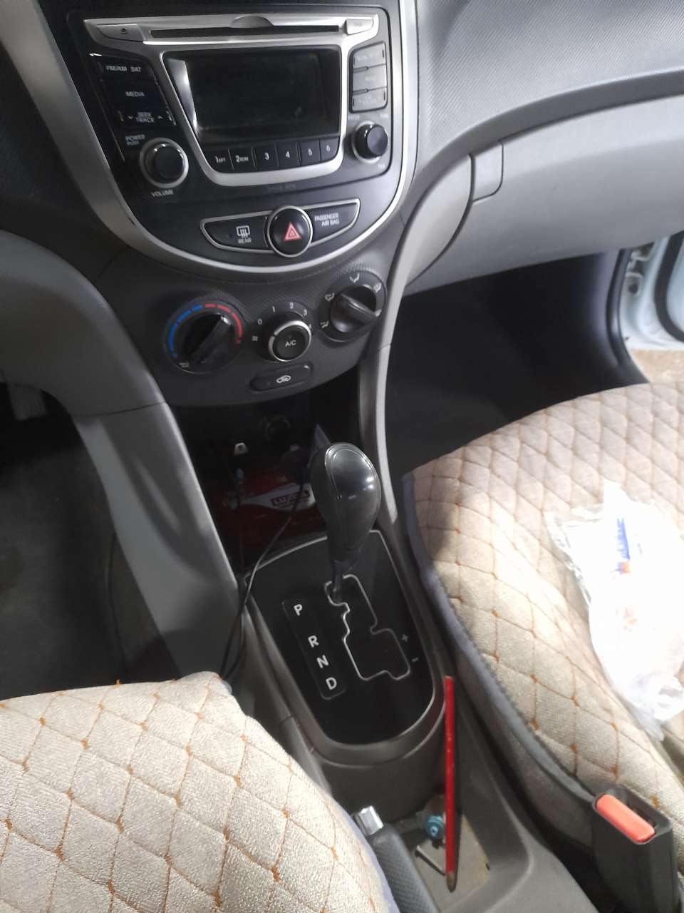 Hyundai Accent, 2015 il, 1.6 L, 203 000 km