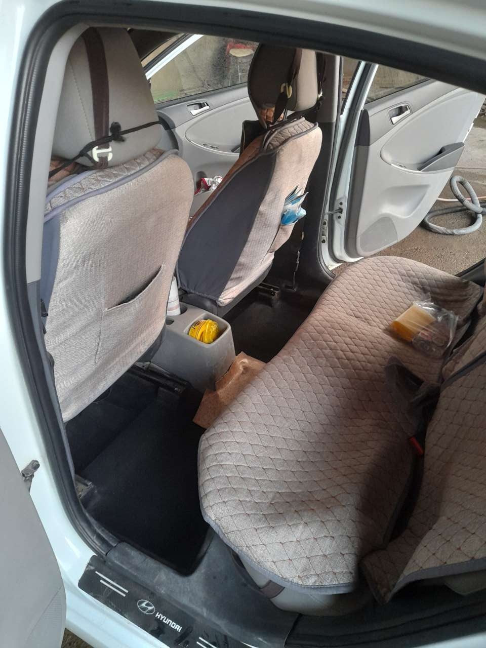 Hyundai Accent, 2015 il, 1.6 L, 203 000 km