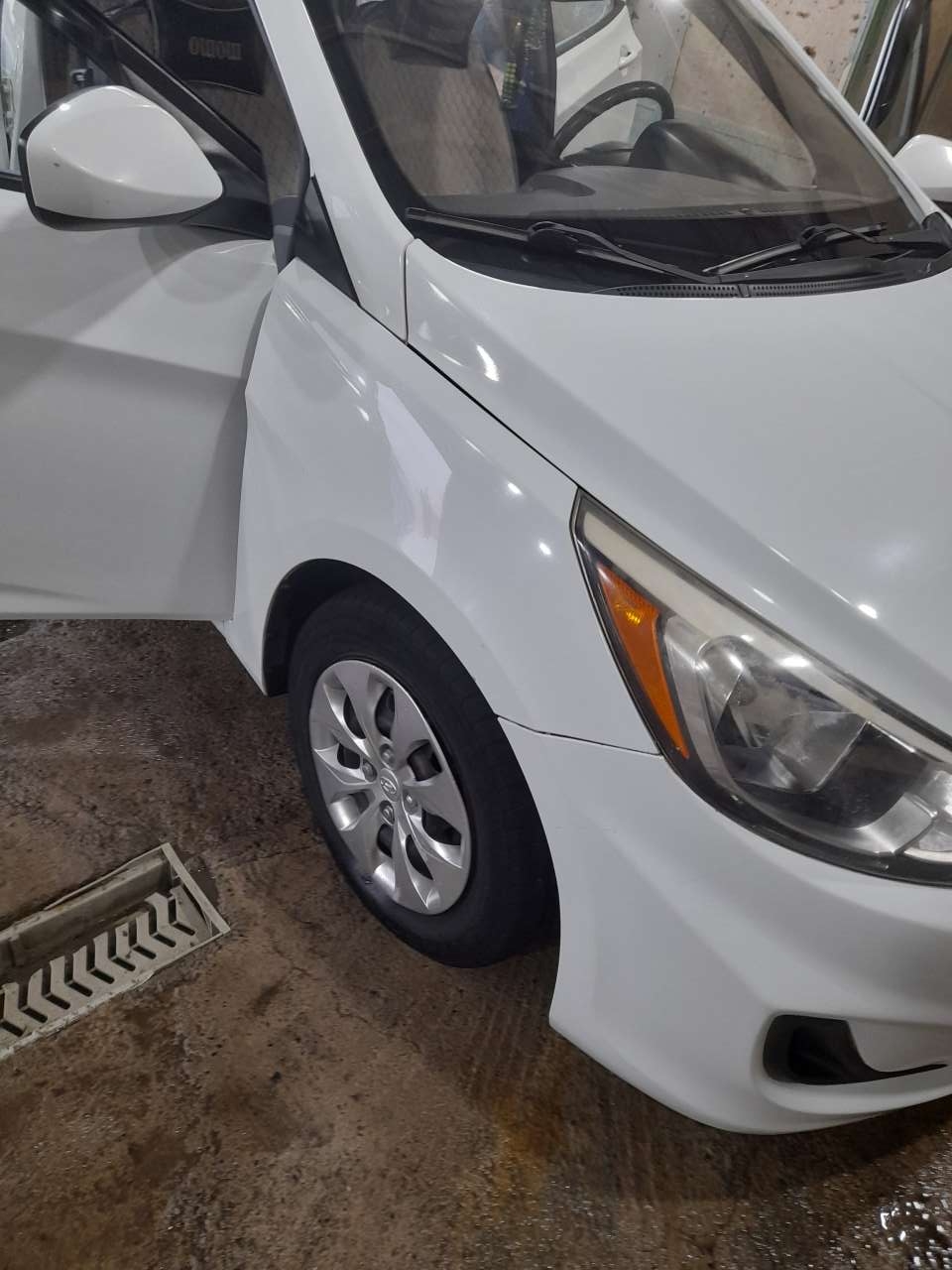 Hyundai Accent, 2015 il, 1.6 L, 203 000 km