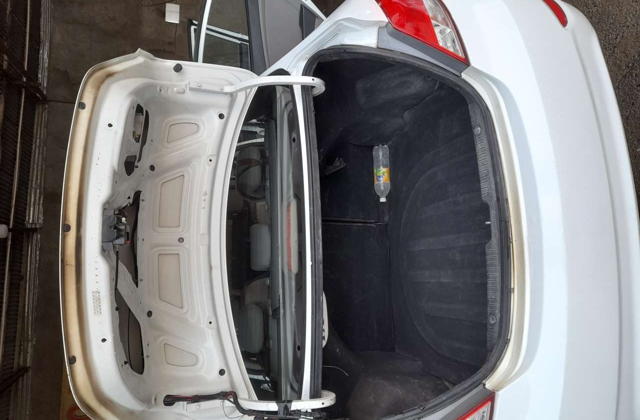 Hyundai Accent, 2015 il, 1.6 L, 203 000 km