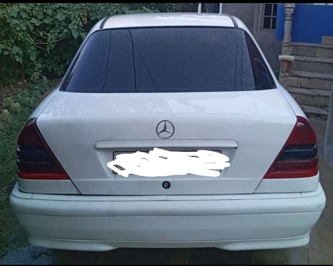 Mercedes C 220, 1999 il, 0.2 L, 456 322 km
