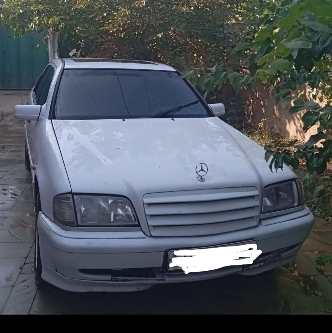 Mercedes C 220, 1999 il, 0.2 L, 456 322 km