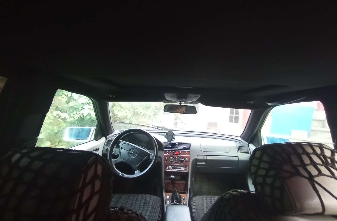 Mercedes C 220, 1999 il, 0.2 L, 456 322 km