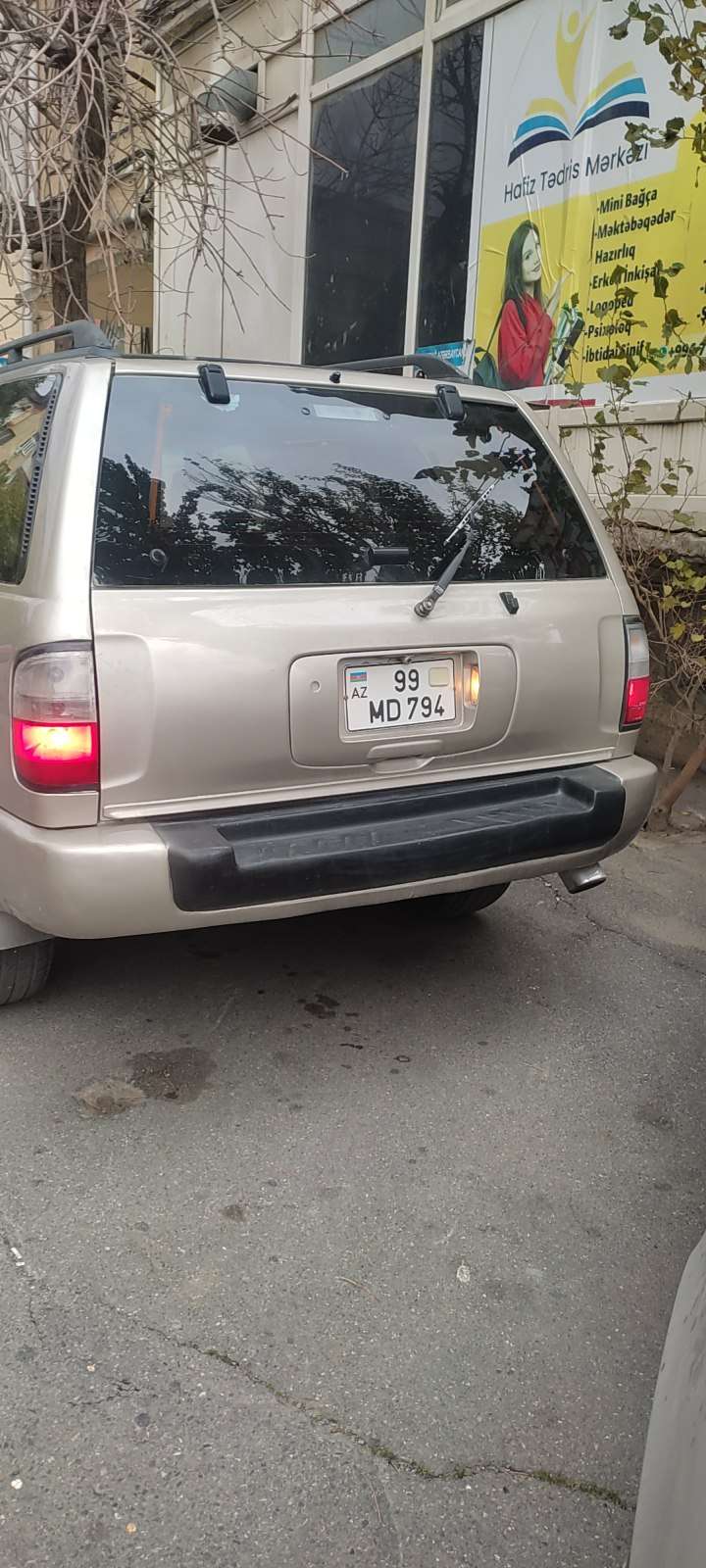 Infiniti QX4, 2000 il, 0.35 L, 222 680 km