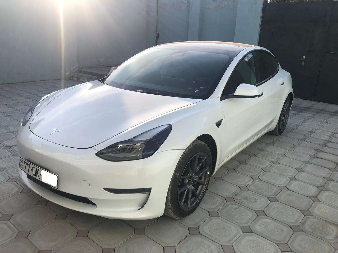 Tesla Model 3, 2023 il, 0 L, 33 500 km