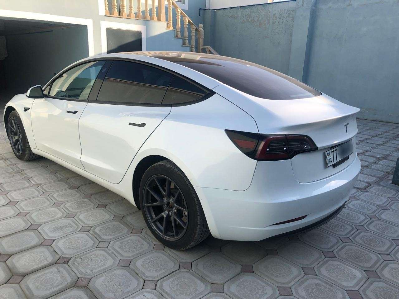 Tesla Model 3, 2023 il, 0 L, 33 500 km