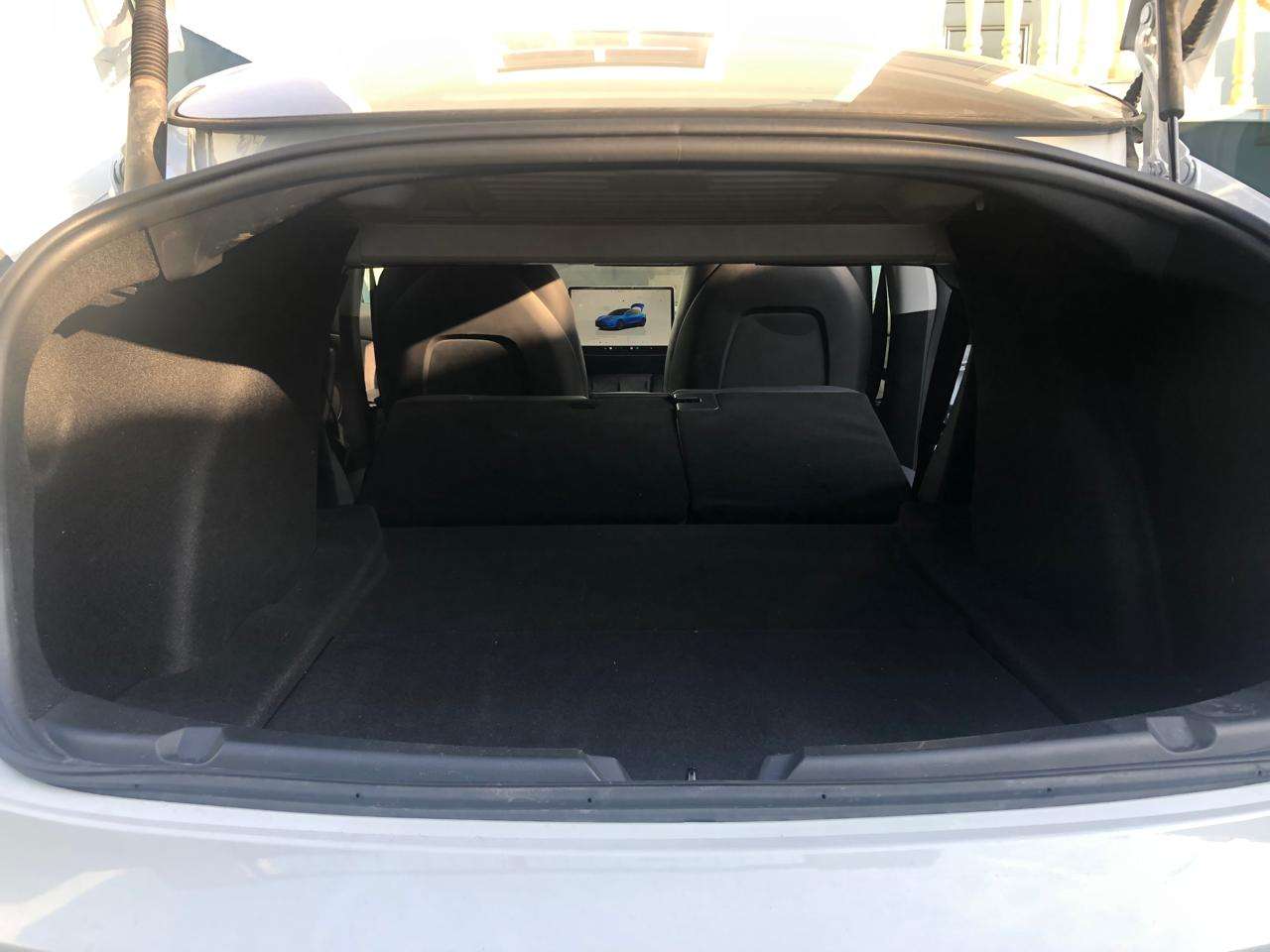 Tesla Model 3, 2023 il, 0 L, 33 500 km
