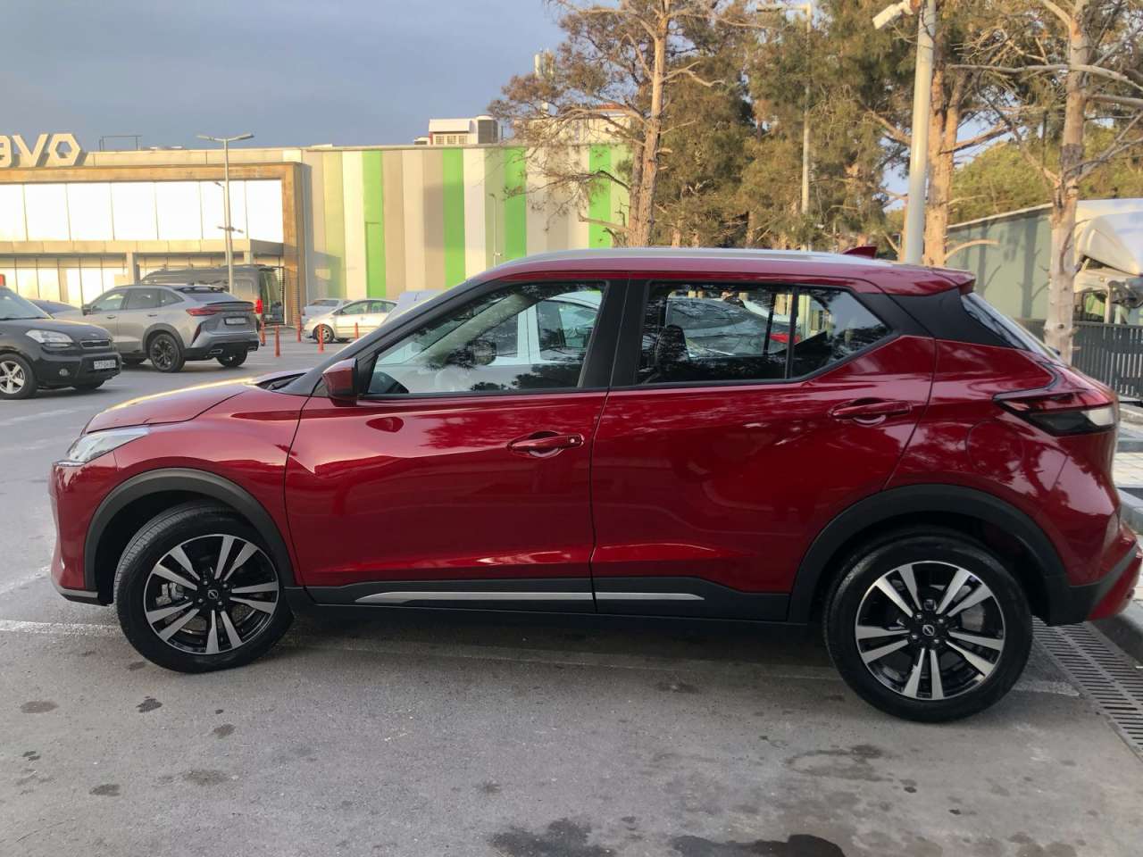 Nissan Kicks, 2022 il, 1.6 L, 28 000 km