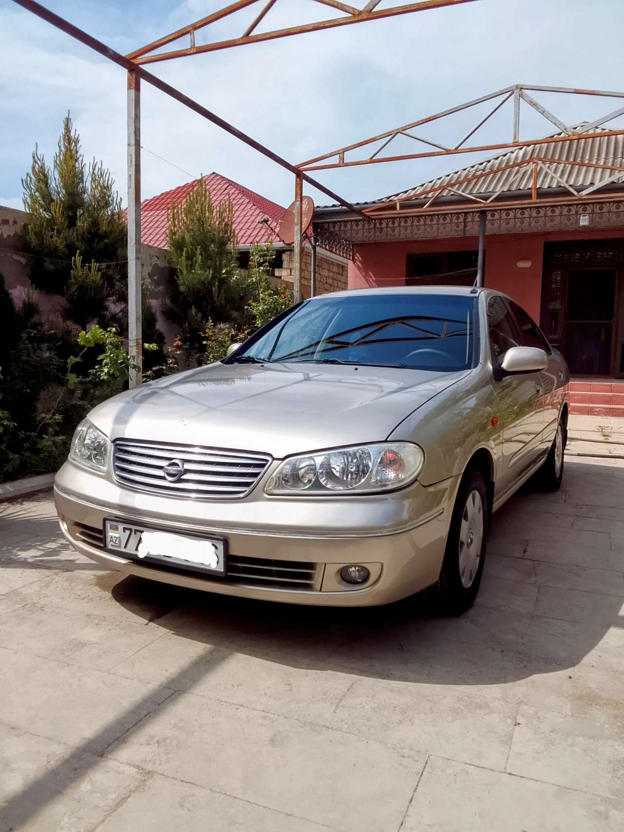 Nissan Sunny, 2008 il, 1.6 L, 185 000 km