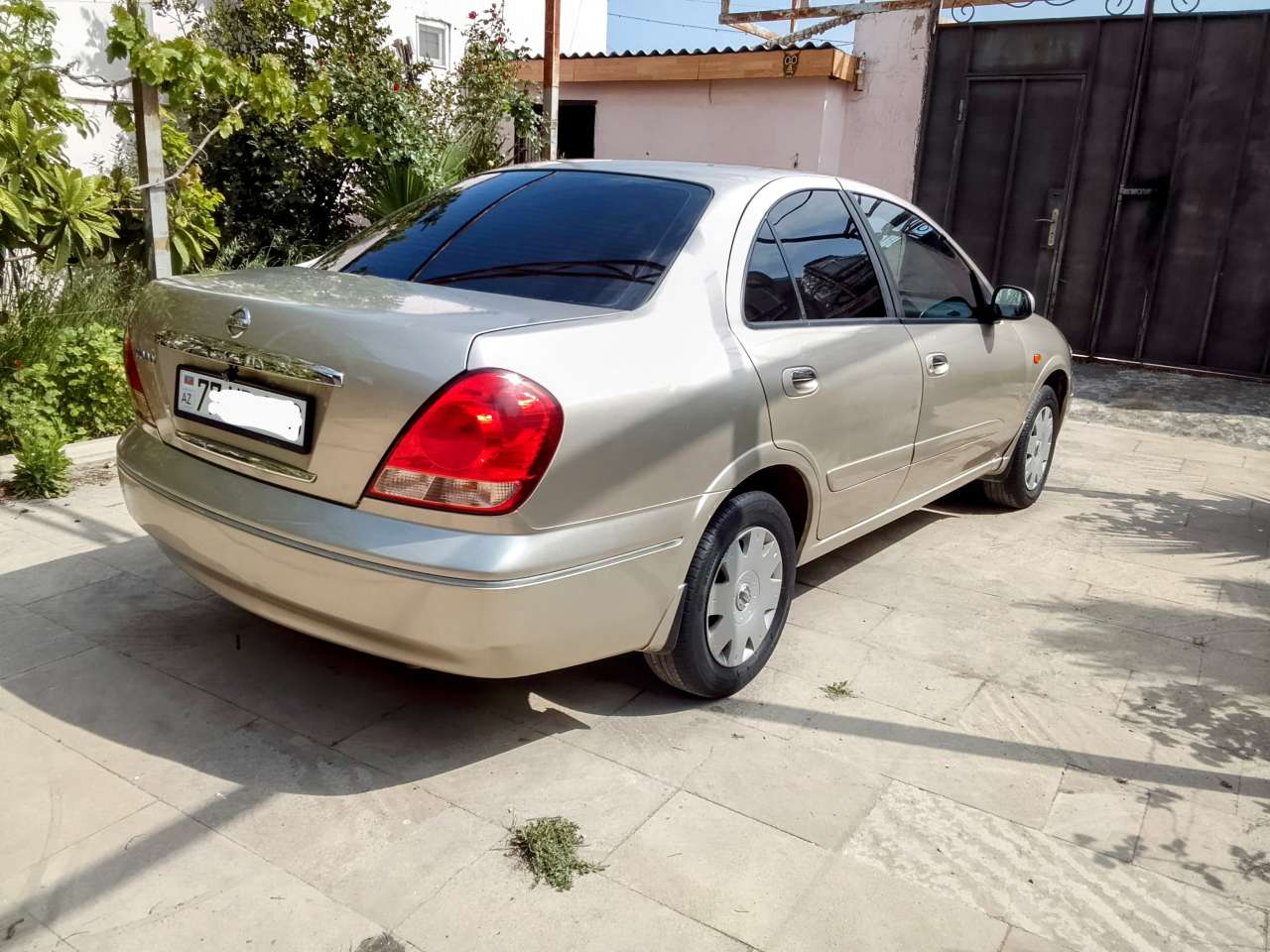 Nissan Sunny, 2008 il, 1.6 L, 185 000 km