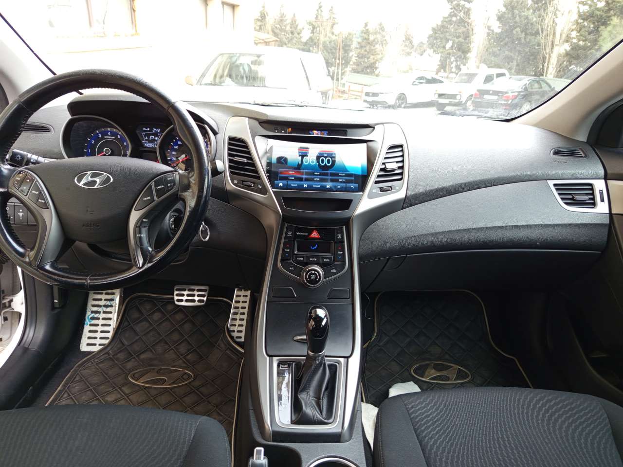 Hyundai Elantra, 2014 il, 1.8 L, 142 000 km