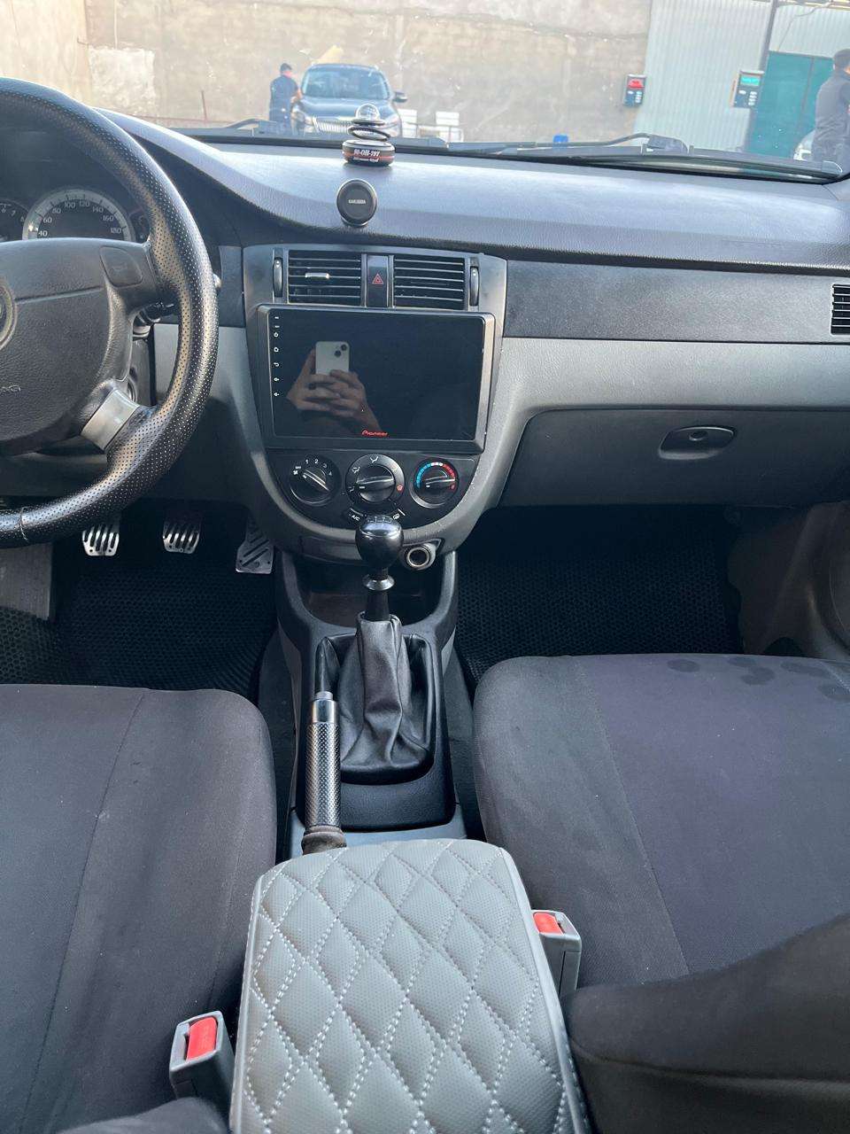 Daewoo Gentra, 2013 il, 1.5 L, 210 000 km