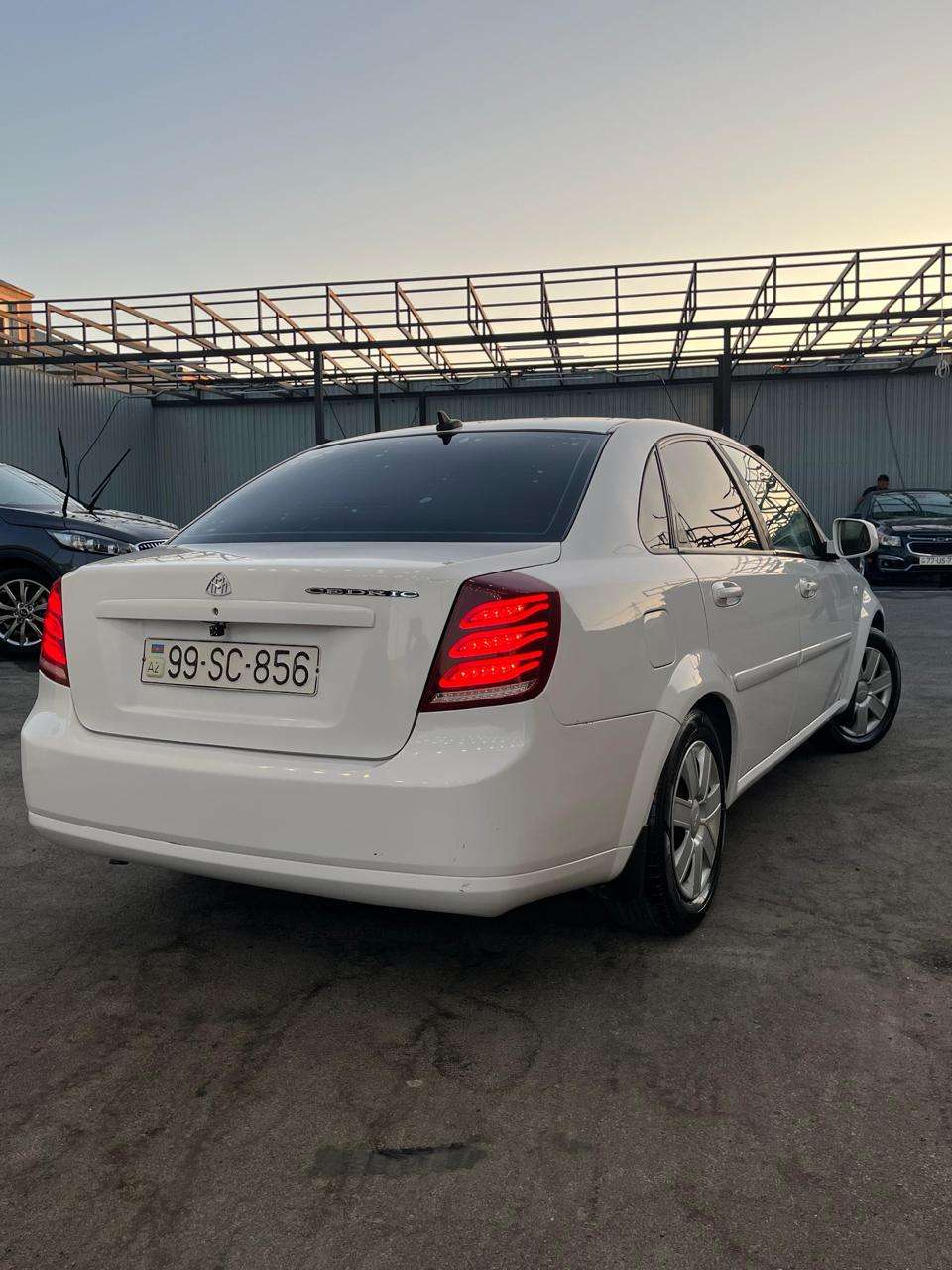 Daewoo Gentra, 2013 il, 1.5 L, 210 000 km