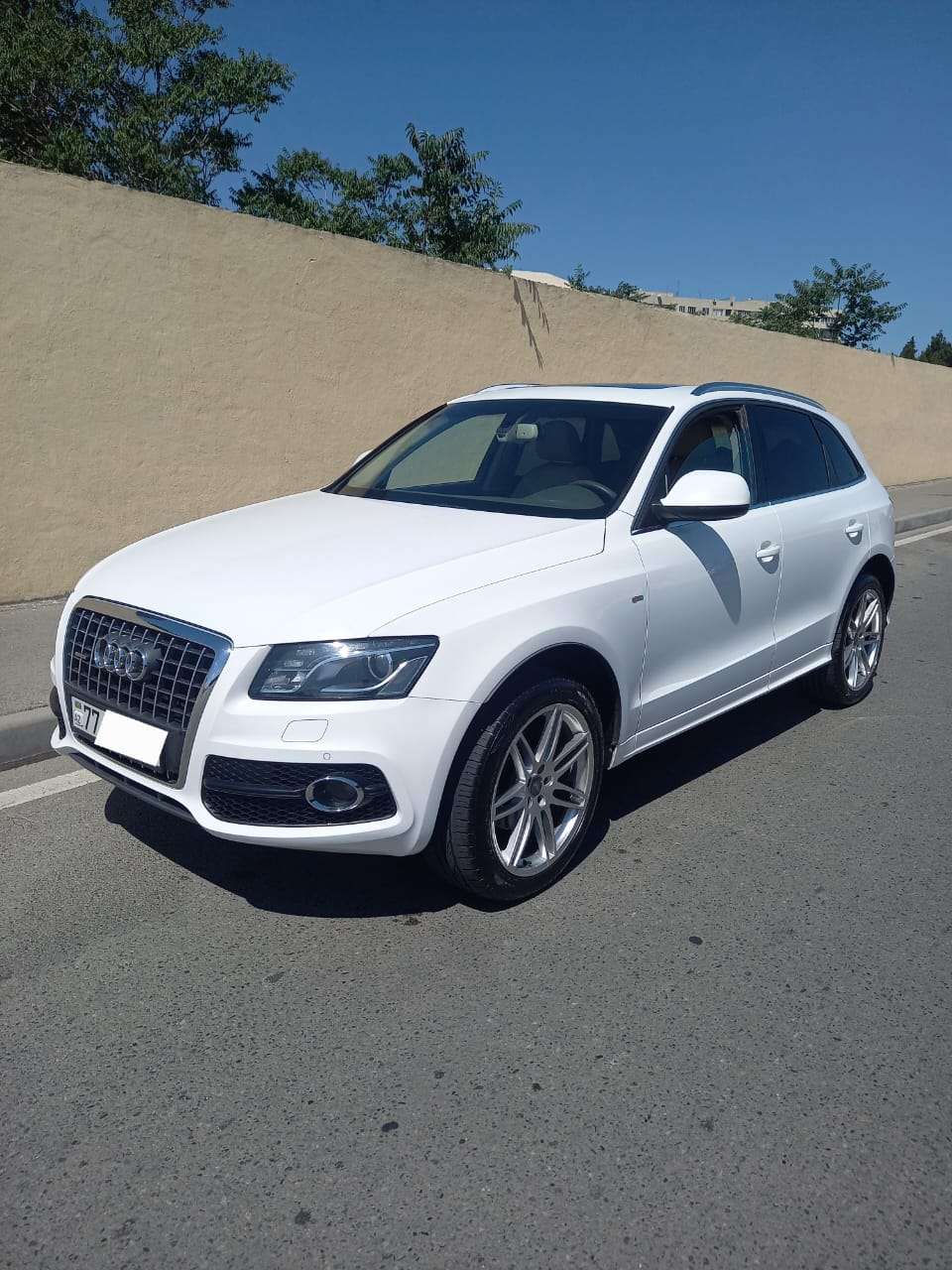 Audi Q5, 2011 il, 2.0 L, 230 000 km