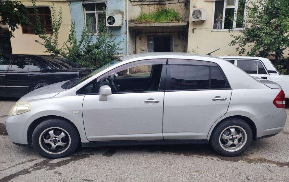 Nissan Tiida, 2012 il, 1.5 L, 122 550 km
