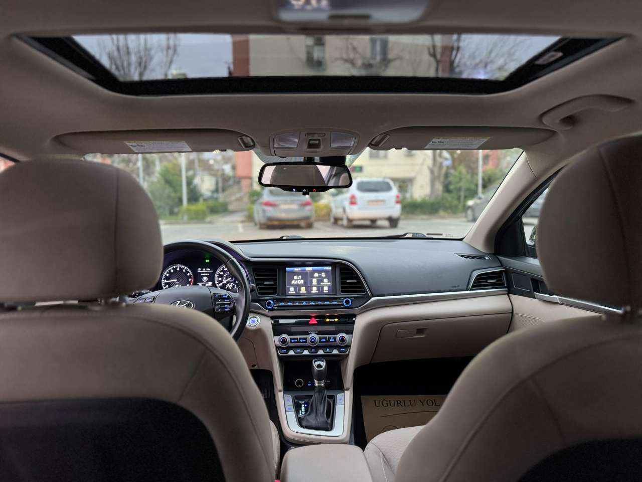 Hyundai Elantra, 2019 il, 2.2 L, 97 000 km