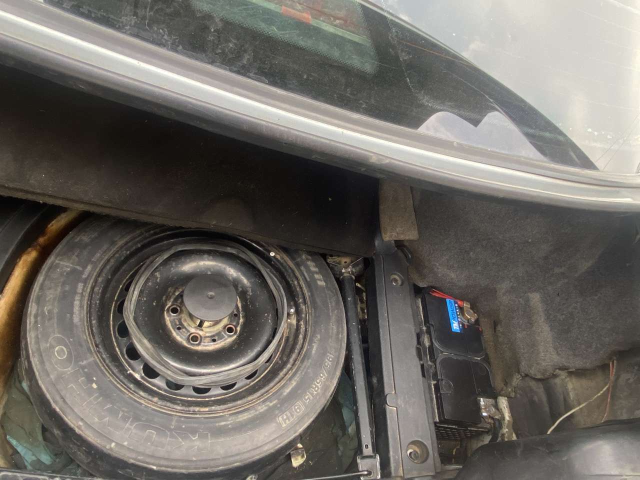 BMW 318, 1997 il, 1.8 L, 346 000 km