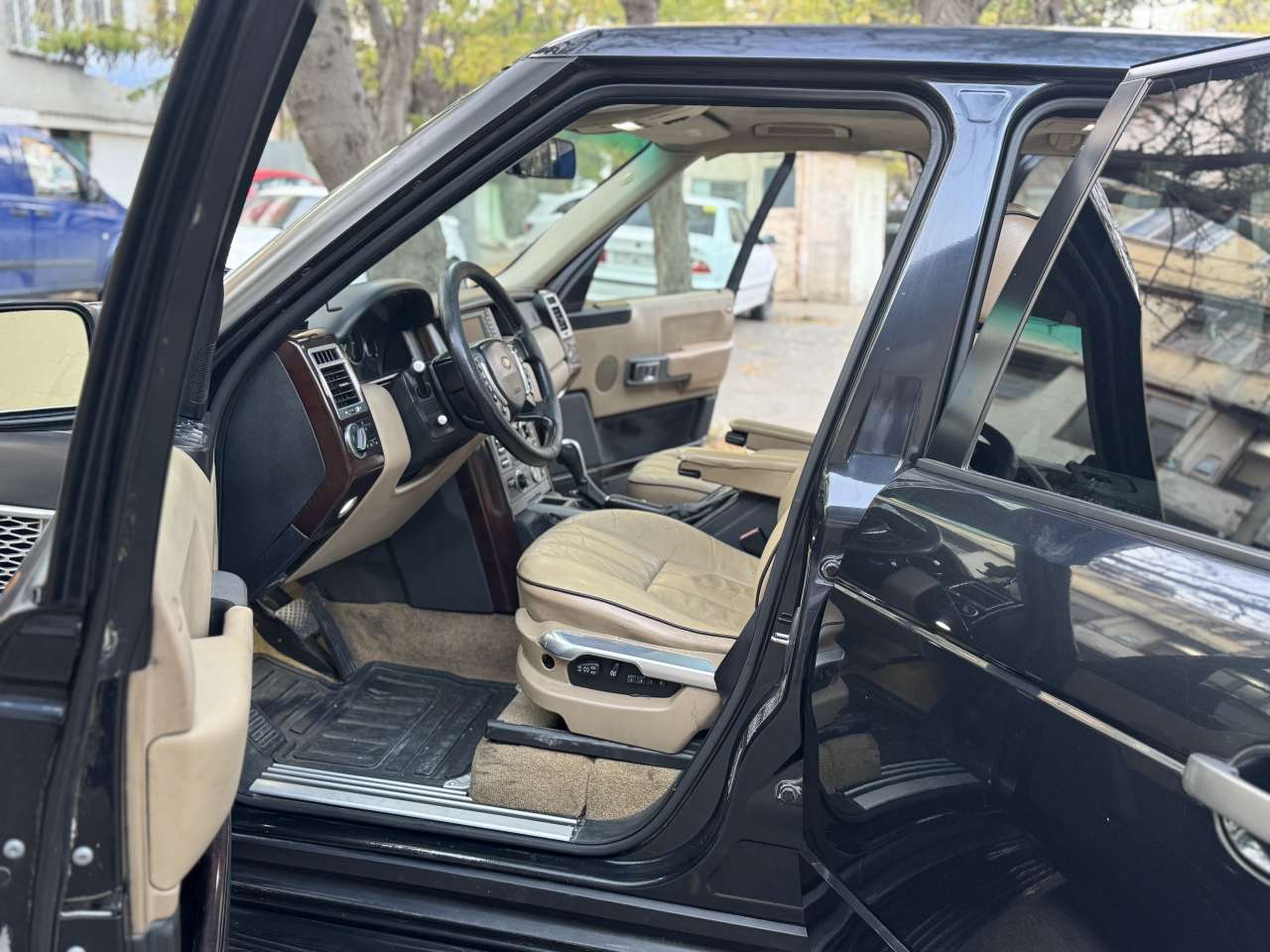 Land Rover Range Rover, 2004 il, 4.4 L, 308 000 km