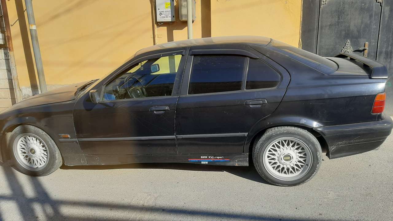 BMW 114, 1996 il, 1.8 L, 420 000 km