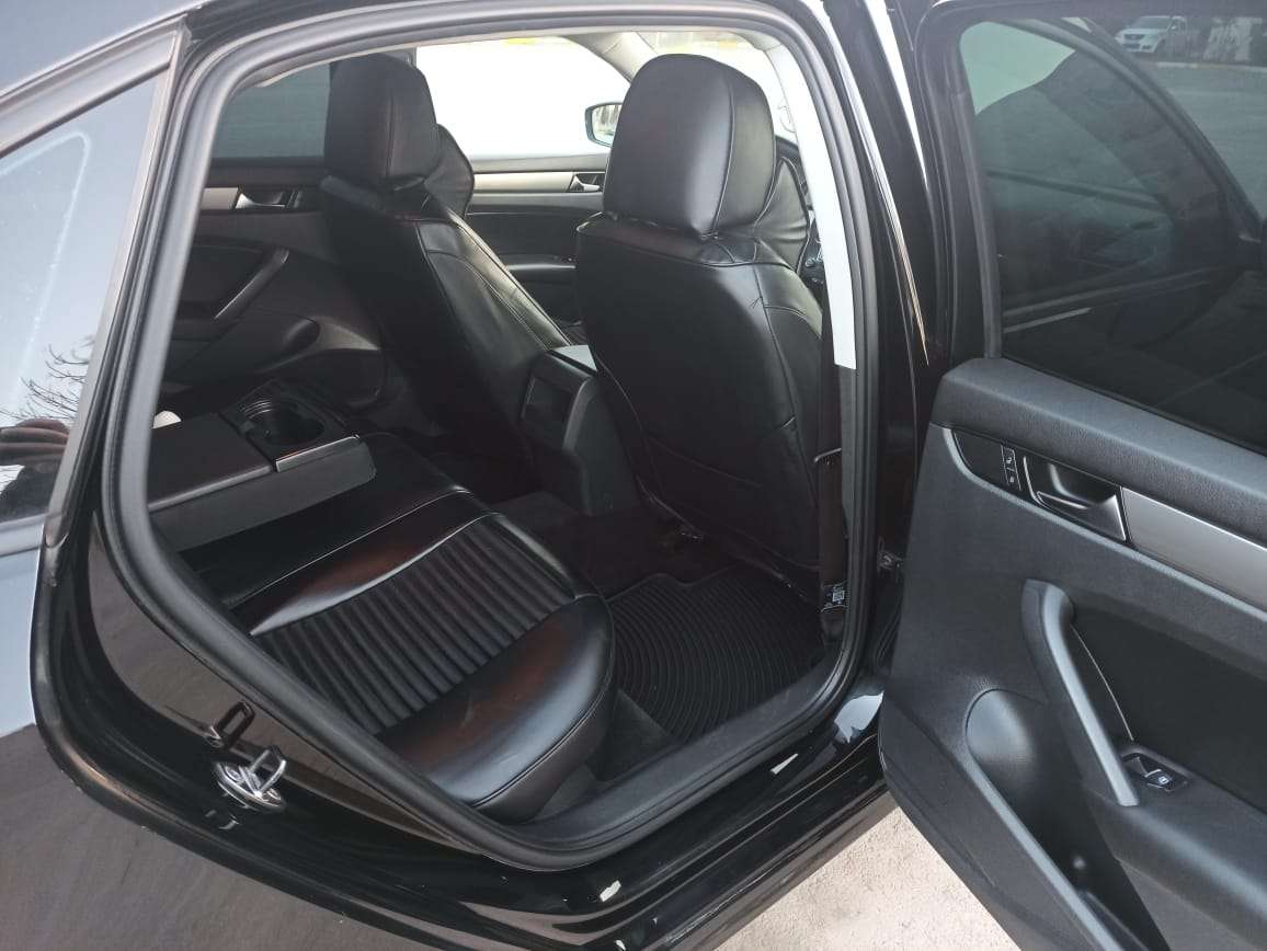 Volkswagen Passat, 2014 il, 2.5 L, 180 000 km